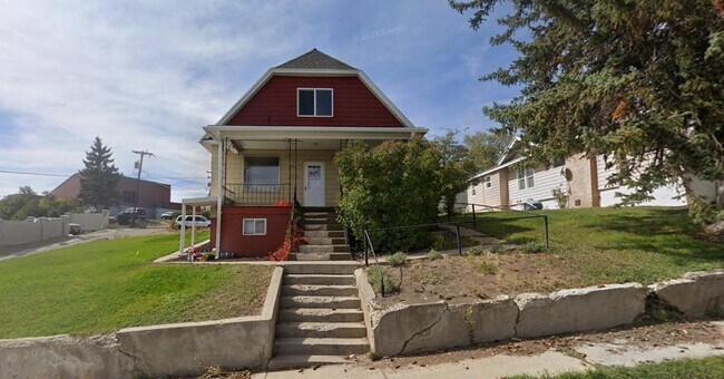 Foto del edificio - 613 Sage Ave