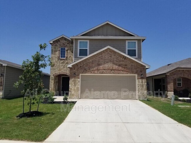 Foto del edificio - 12086 Canyon Rock Ln