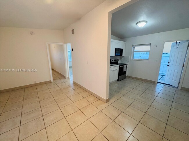 Building Photo - 1340 NW 60th St