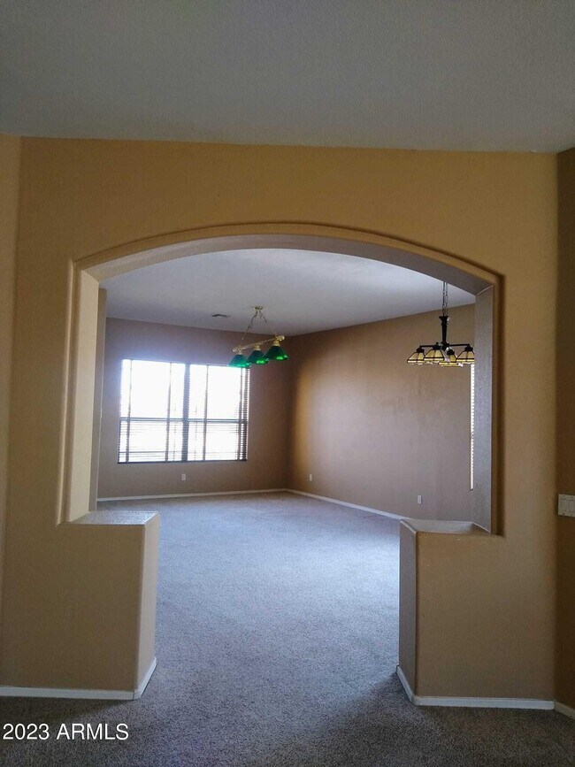 Building Photo - 11530 Morningside Dr