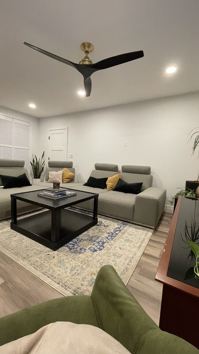 Foto del edificio - The Vogue Zebra