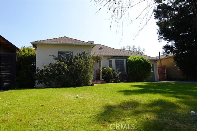 Foto del edificio - 4828 Norwich Ave