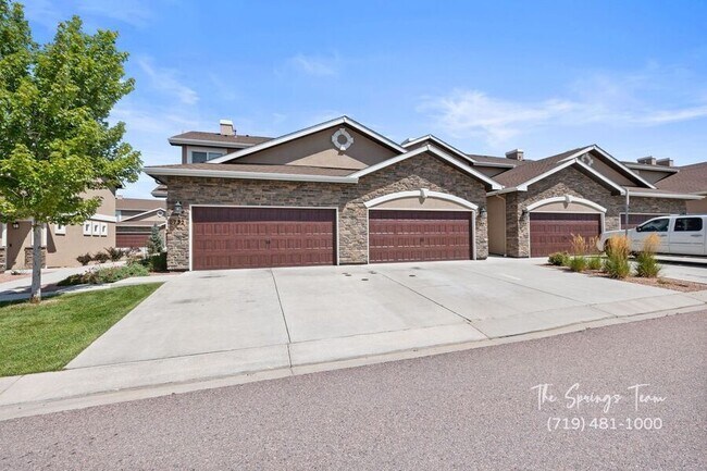 Foto del edificio - 740 Brambleberry Hts