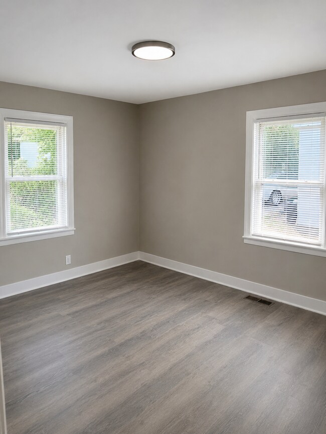 Foto del edificio - 406 E 17th St