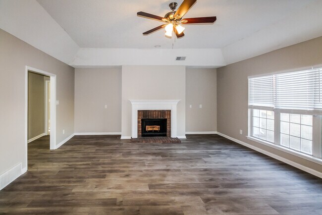 Building Photo - 5330 Sea Horse Dr