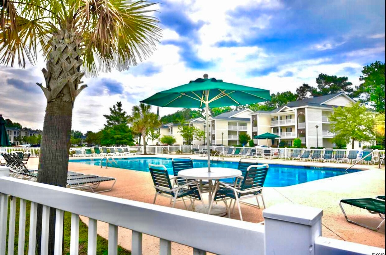 Primary Photo - 1298 River Oaks Dr