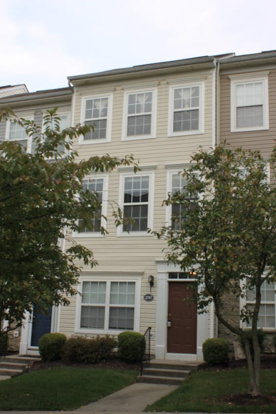 21767 Dryden Ct Unit Dryden, Ashburn, VA 20147 Condo for Rent in