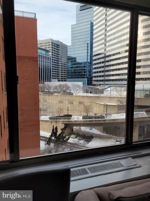 Foto del edificio - 1121 Arlington Blvd