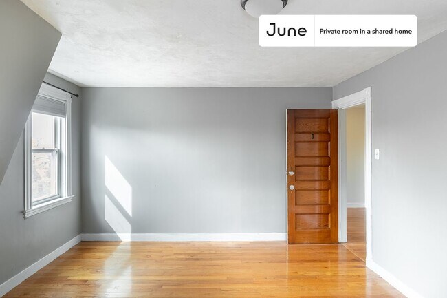Foto del edificio - Room in Shared 6 bed/1.5 bath home in Somerville