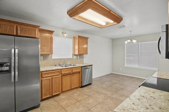 Building Photo - 2807 Wisteria Ln