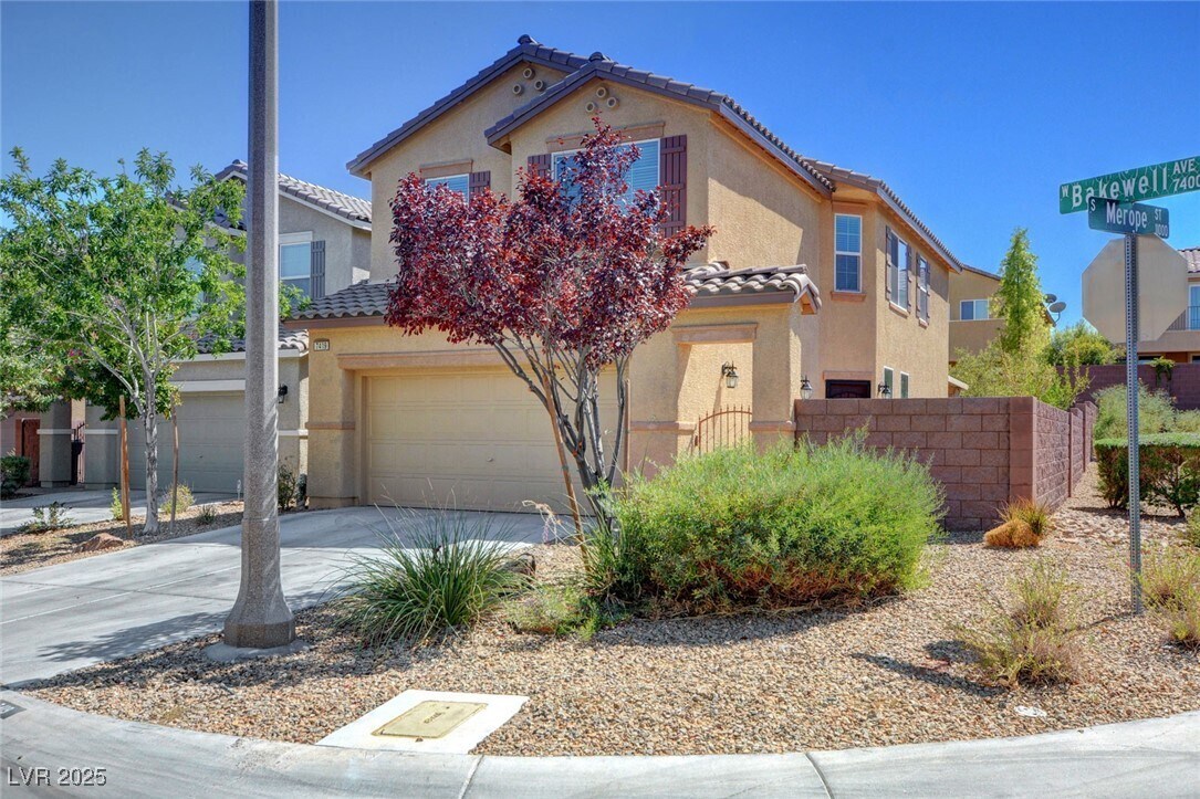 Foto principal - 7419 Bakewell Ave