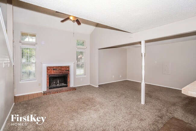 Foto del edificio - 5536 Stone Meadow Ln