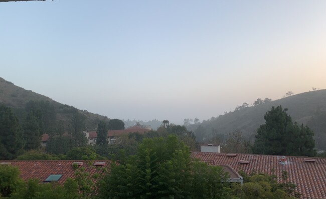 Building Photo - 2700 Cahuenga Blvd E