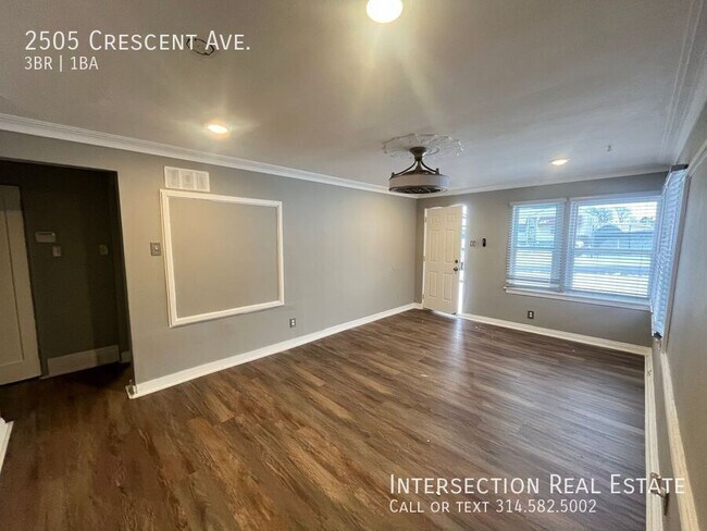 Foto del edificio - 2505 Crescent Ave