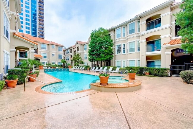 Foto del edificio - 3231 Allen Pkwy