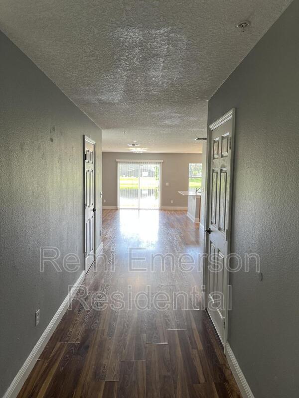 Foto del edificio - 13500 Applerose Ln