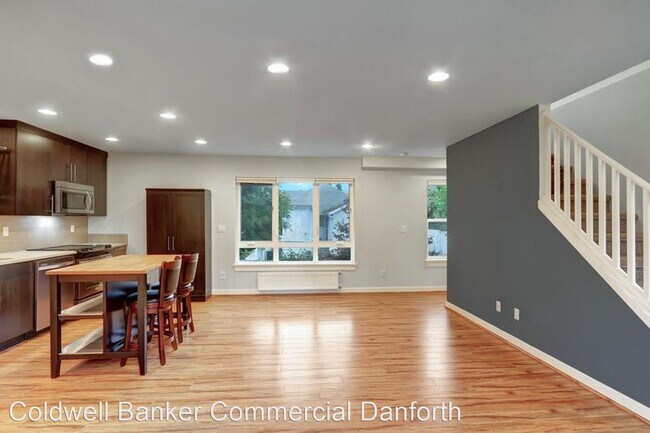 Foto del edificio - 2 br, 2.5 bath House - 1540 18th Ave S