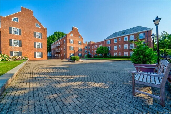 Foto del edificio - 1815 Palmer Ave