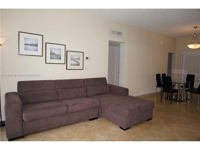 Foto del edificio - 4001S S Ocean Dr