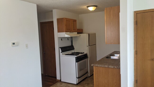 Foto del edificio - 5753 Sander Dr