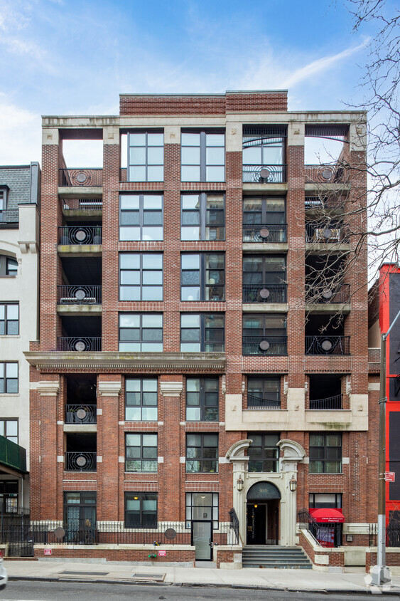 910 Union St, Brooklyn, NY 11215 - Apartments in Brooklyn, NY ...