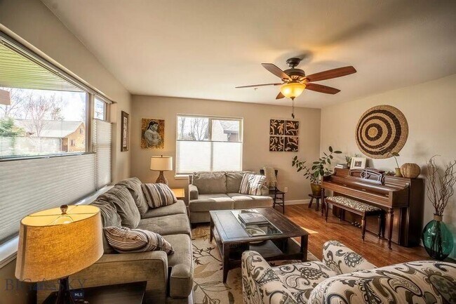 Foto del edificio - 17 Aspenwood Dr
