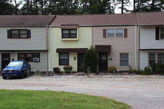 Building Photo - 2707 Reynolds Park Rd
