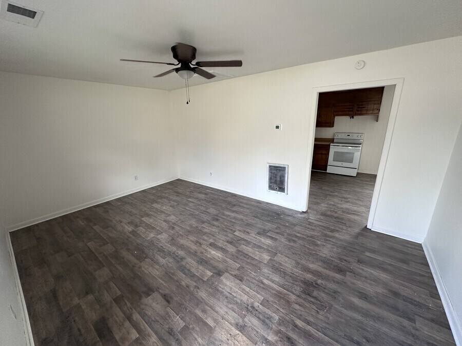 Foto del edificio - 3312 Tyler St