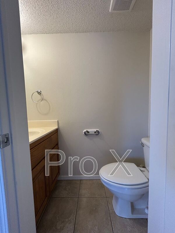 Foto del edificio - 1015 SE 5th St