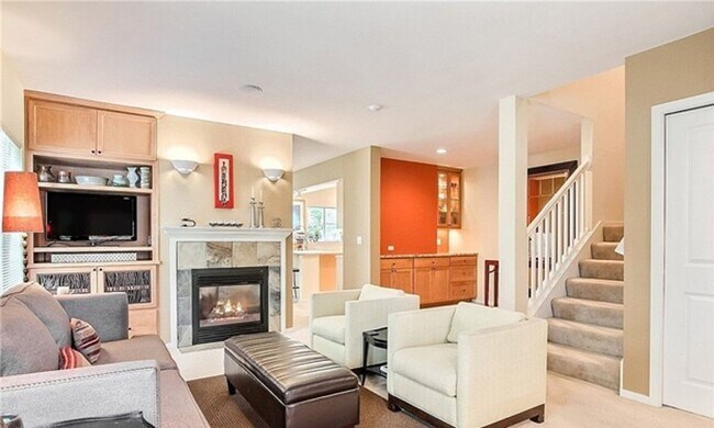 Foto del edificio - Stylish Upgraded Townhome Near Redmond Town Center & Sammamish Trail