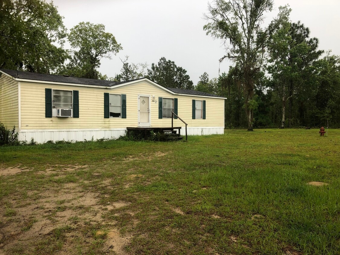 244 Royal Way, Interlachen, FL 32148 House Rental in Interlachen, FL