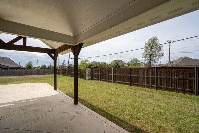 Building Photo - Prime Location! New build, 4 bed/ 2 bath!