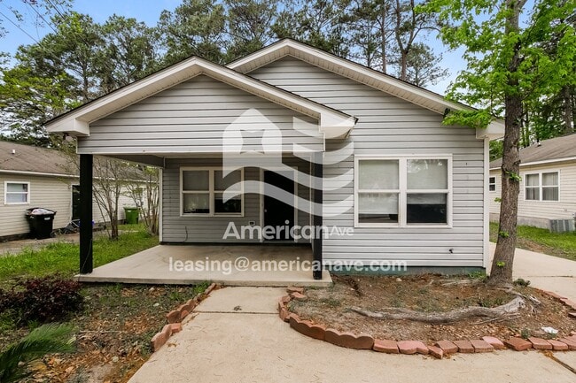 Building Photo - 611 Brown Ave