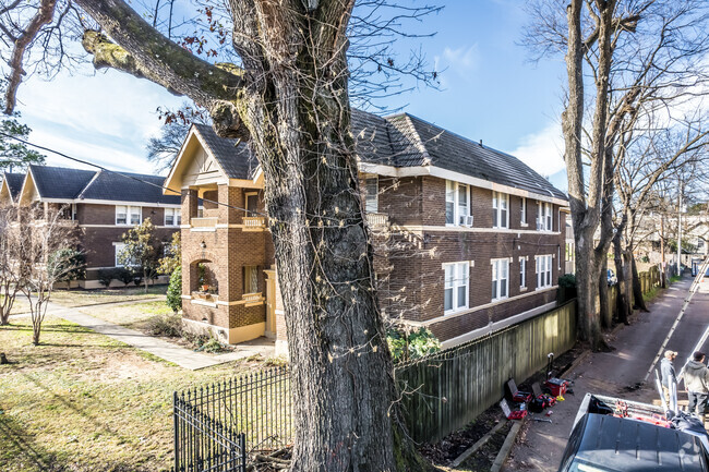 Foto del edificio - Ashley Manor Apartments