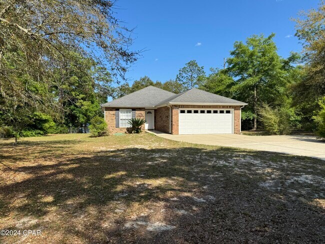 Building Photo - 44213 Leisure Lakes Dr