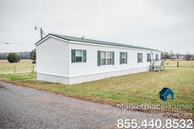 Building Photo - 358 Buzzard Roost Rd