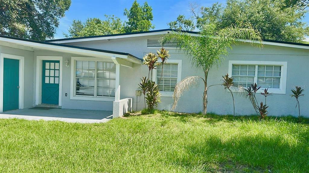 Primary Photo - 213 W Buchanon Ave