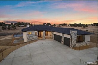 Building Photo - 13186 Frannys Way