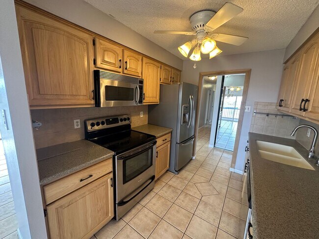 Foto del edificio - Fantastic 3 Bed, 2 Bath Condo