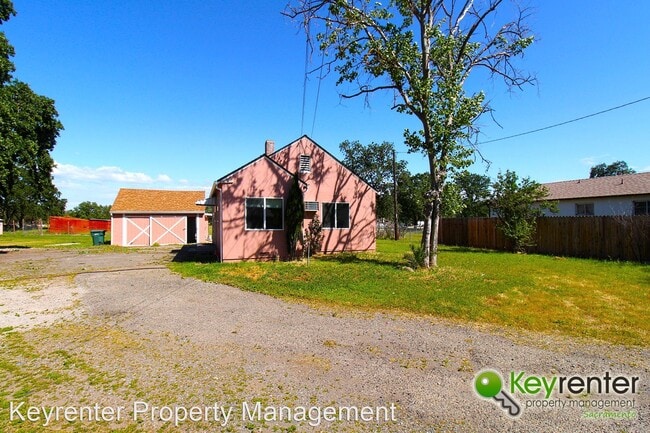 Building Photo - 2 br, 1 bath House - 6028 Rio Linda Blvd