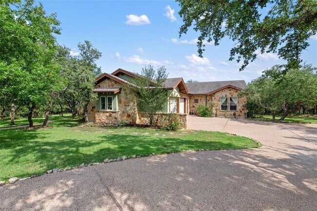 Building Photo - 390 Rugged Earth Dr