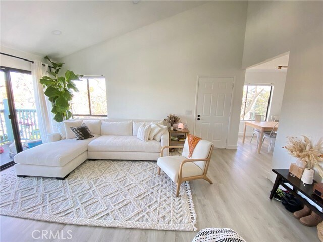 Foto principal - 20541 S Vermont Ave