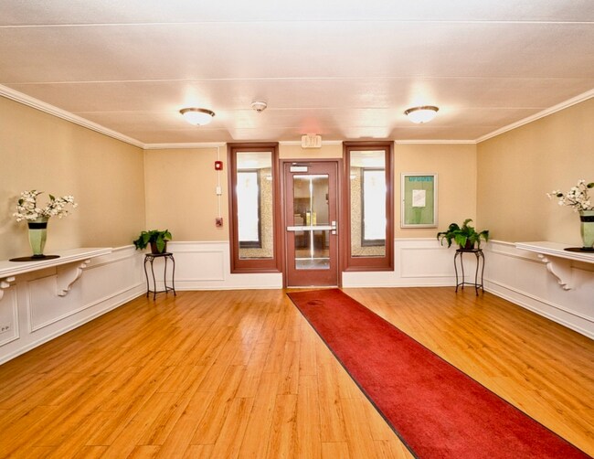 Foto del edificio - 1206 E Fairview St