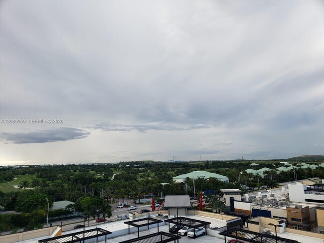 Foto del edificio - 5252 NW 85th Ave