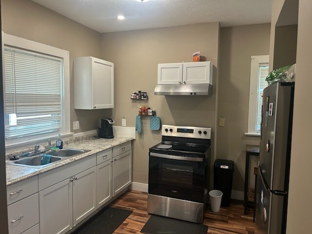 Foto del edificio - 900 E Stewart St