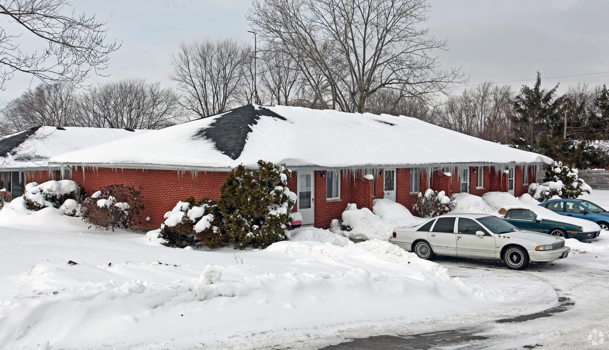 Building Photo - 1813-1823 Shiloh Springs Rd