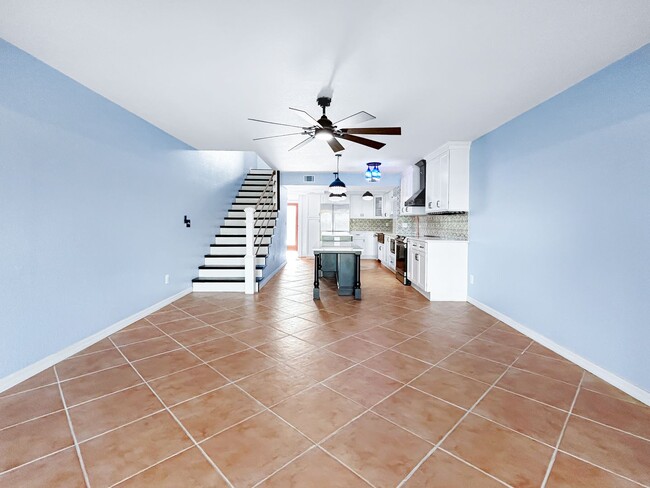 Building Photo - Unfurnished Waterfront Townhome - Gulf Access & Sunset Views! 3bed | 3bath