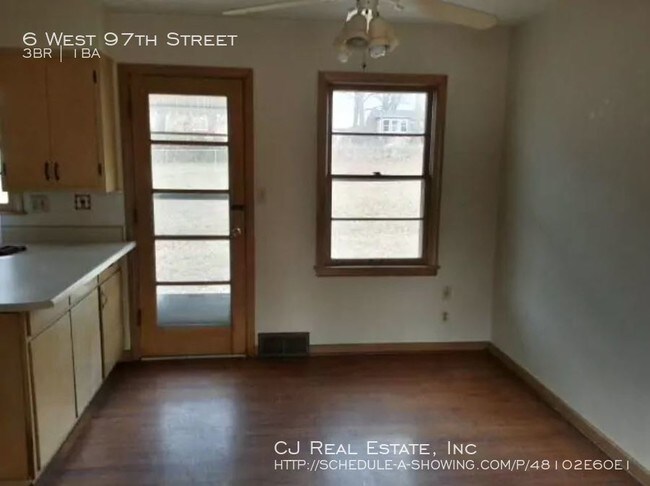 Building Photo - 6 W 97th St
