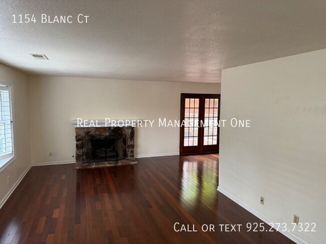 Building Photo - 1154 Blanc Ct