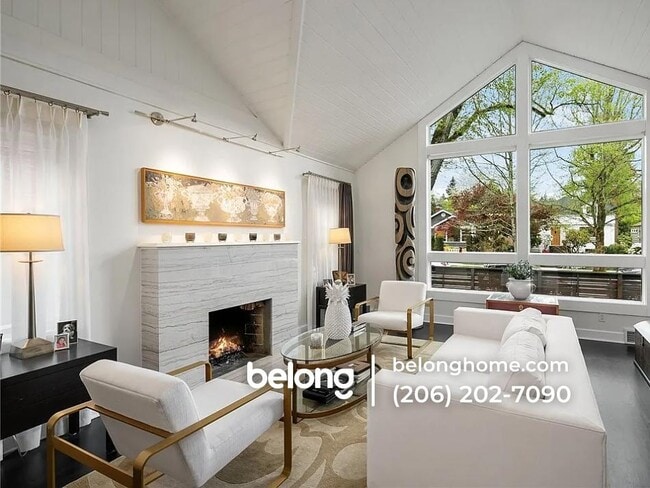 Building Photo - 2040 McGilvra Blvd E